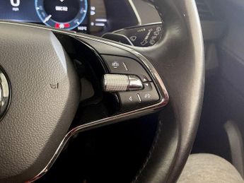 Skoda Octavia 1.4 TSI iV 13kWh SE Technology DSG Euro 6 (s/s) 5dr