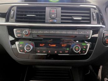 BMW 2 Series 2.0 225d M Sport Auto Euro 6 (s/s) 2dr