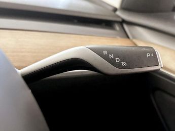 Tesla Model 3 (Dual Motor) Long Range Auto 4WDE 4dr