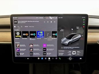 Tesla Model 3 (Dual Motor) Long Range Auto 4WDE 4dr