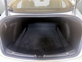 Tesla Model 3 (Dual Motor) Long Range Auto 4WDE 4dr