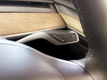 Tesla Model 3 (Dual Motor) Long Range Auto 4WDE 4dr