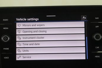 Volkswagen T-Roc 1.5 TSI Life DSG Euro 6 (s/s) 5dr