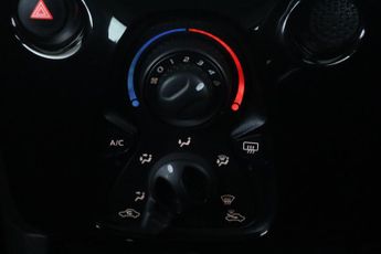 Citroen C1 1.0 VTi Feel Euro 6 (s/s) 5dr