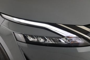 Nissan Qashqai 1.3 DIG-T MHEV Acenta Premium Euro 6 (s/s) 5dr