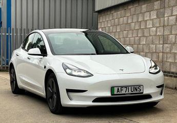 Tesla Model 3 Standard Range Plus Auto RWD 4dr