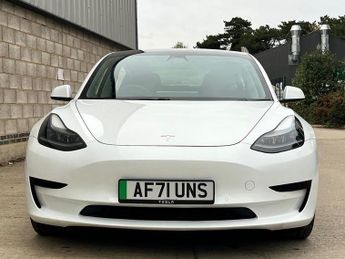 Tesla Model 3 Standard Range Plus Auto RWD 4dr
