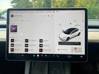 Tesla Model 3 Standard Range Plus Auto RWD 4dr