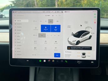 Tesla Model 3 Standard Range Plus Auto RWD 4dr