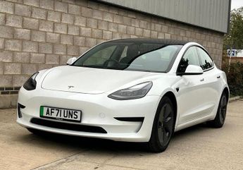Tesla Model 3 Standard Range Plus Auto RWD 4dr