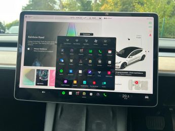 Tesla Model 3 Standard Range Plus Auto RWD 4dr