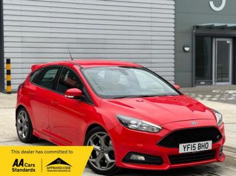 Ford Focus 2.0 TDCi ST-2 Euro 6 (s/s) 5dr