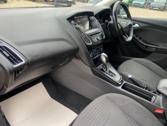 Ford Focus 1.6 Titanium Powershift Euro 6 5dr