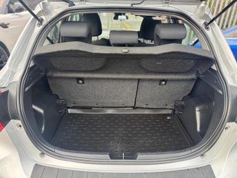 Toyota Yaris 1.5 VVT-i Icon CVT Euro 6 5dr