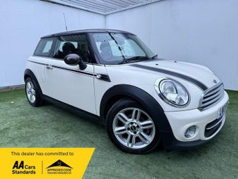 MINI Hatch 1.6 Cooper Auto Euro 5 3dr