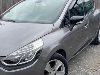 Renault Clio 1.5 dCi Dynamique MediaNav EDC Euro 5 5dr