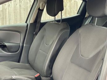 Renault Clio 1.5 dCi Dynamique MediaNav EDC Euro 5 5dr