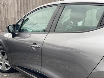 Renault Clio 1.5 dCi Dynamique MediaNav EDC Euro 5 5dr