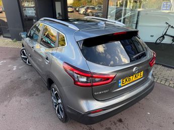Nissan Qashqai 1.2 DIG-T Tekna XTRON Euro 6 (s/s) 5dr
