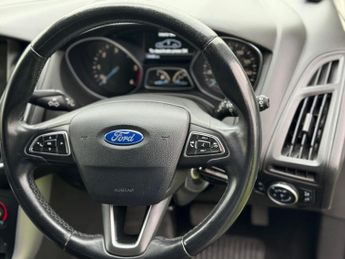 Ford Focus 1.5 TDCi Zetec Powershift Euro 6 (s/s) 5dr