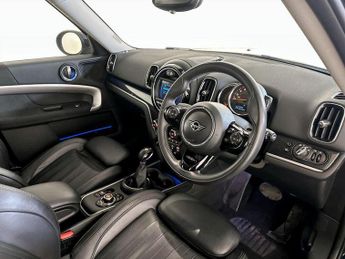 MINI Countryman 1.5 10kWh Cooper SE Exclusive Auto ALL4 Euro 6 (s/s) 5dr