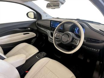 Fiat 500e C 42kWh La Prima Auto 2dr