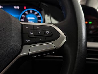 Volkswagen Golf 1.5 eTSI MHEV Life DSG Euro 6 (s/s) 5dr