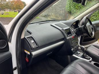 Land Rover Freelander 2 2.2 TD4 XS CommandShift 4WD Euro 5 5dr