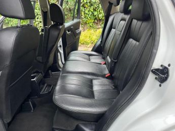 Land Rover Freelander 2 2.2 TD4 XS CommandShift 4WD Euro 5 5dr