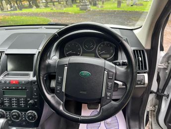 Land Rover Freelander 2 2.2 TD4 XS CommandShift 4WD Euro 5 5dr