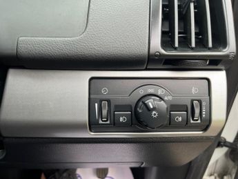 Land Rover Freelander 2 2.2 TD4 XS CommandShift 4WD Euro 5 5dr