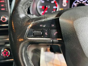 SEAT Leon 1.6 TDI SE DSG Euro 6 (s/s) 5dr