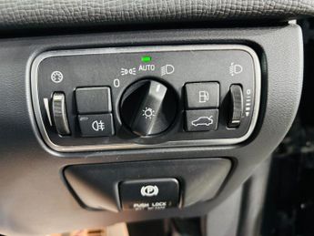 Volvo XC60 2.0 D4 R-Design Geartronic Euro 6 (s/s) 5dr