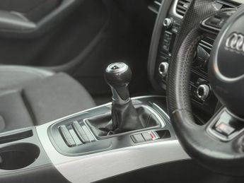 Audi A4 Avant 2.0 TDI S line Multitronic Euro 5 (s/s) 5dr