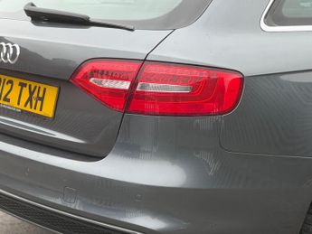 Audi A4 Avant 2.0 TDI S line Multitronic Euro 5 (s/s) 5dr