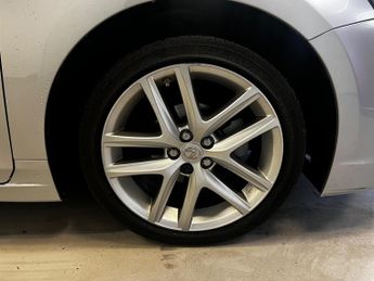 Lexus CT 1.8 200h Premier CVT Euro 6 (s/s) 5dr