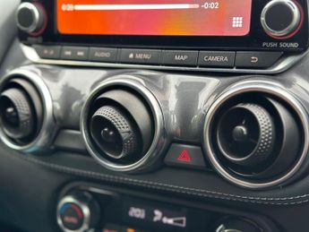 Nissan Juke 1.0 DIG-T N-Connecta DCT Auto Euro 6 (s/s) 5dr