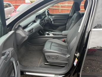 Audi e-tron 50 Technik Auto quattro 5dr 71.2kWh (11kW Charger)