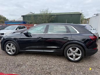 Audi e-tron 50 Technik Auto quattro 5dr 71.2kWh (11kW Charger)