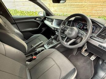 AUDI A1 1.0 TFSI 30 S line Sportback 5dr Petrol S Tronic Euro 6 (s/s) (1