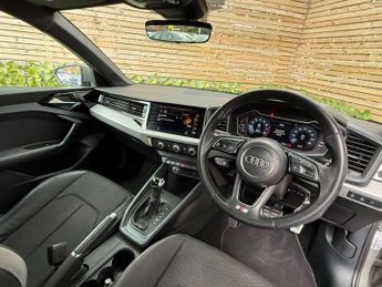 AUDI A1 1.0 TFSI 30 S line Sportback 5dr Petrol S Tronic Euro 6 (s/s) (1