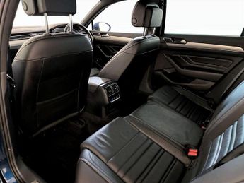 Volkswagen Passat 1.5 TSI EVO R-Line DSG Euro 6 (s/s) 5dr