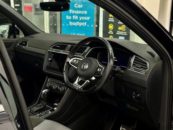 Volkswagen Tiguan 1.5 TSI EVO R-Line Tech DSG Euro 6 (s/s) 5dr