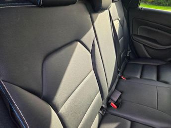 Mercedes-Benz B Class B250e Electric Art (Premium) Auto 5dr