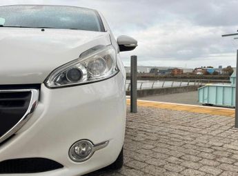 Peugeot 208 1.6 VTi Allure Auto Euro 5 5dr