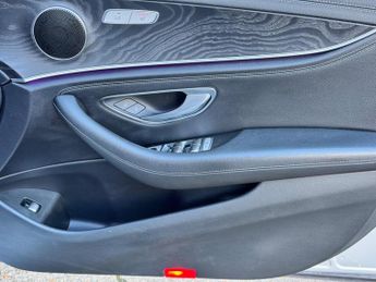 Mercedes-Benz E Class 2.0 E220d AMG Line G-Tronic+ Euro 6 (s/s) 4dr