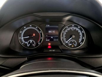 Skoda Kamiq 1.0 TSI SE Euro 6 (s/s) 5dr