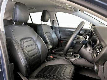 Ford Focus 1.0T EcoBoost MHEV Active Vignale Euro 6 (s/s) 5dr