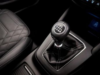 Ford Focus 1.0T EcoBoost MHEV Active Vignale Euro 6 (s/s) 5dr