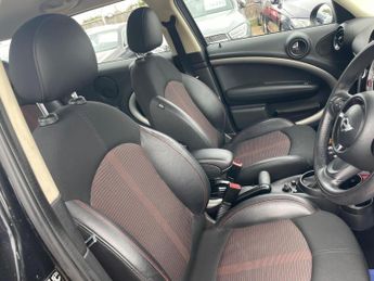 MINI Countryman 2.0 Cooper D Auto ALL4 Euro 5 5dr